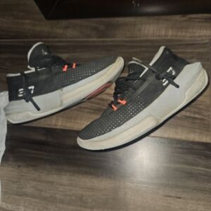 Men's Black and White Athletic Shoes